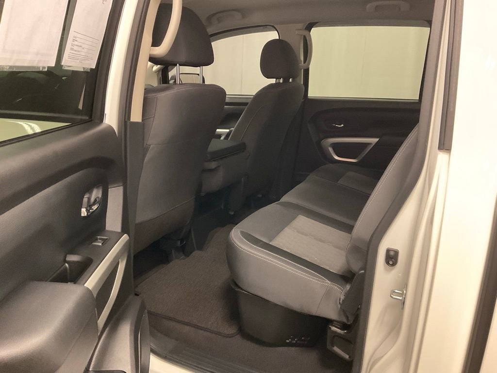 Used 2023 Nissan Titan SV w/ Accessory Utility Package image 31
