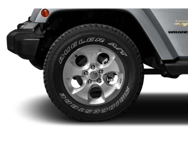 Used 2015 Jeep Wrangler Sahara w/ Connectivity Group AWD/4WD image 15