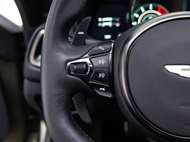 Used 2023 Aston Martin V8 Vantage Roadster RWD image 32