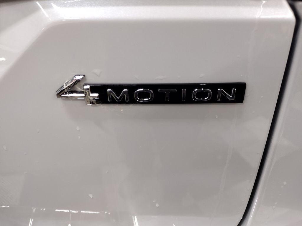 New 2026 Volkswagen Atlas SE image 13