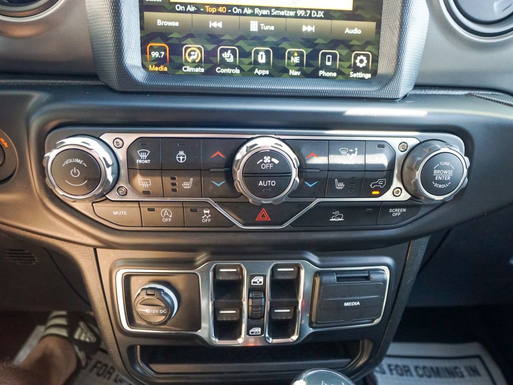 Used 2021 Jeep Wrangler Unlimited Sport image 22