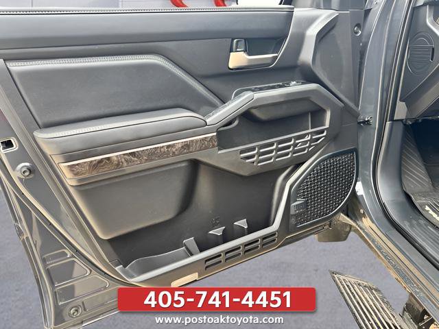Used 2024 Toyota Tacoma Limited w/ Limited Package (LT) AWD/4WD image 14