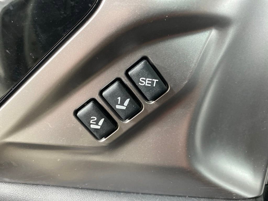 Used 2020 Subaru Legacy Limited AWD/4WD image 19