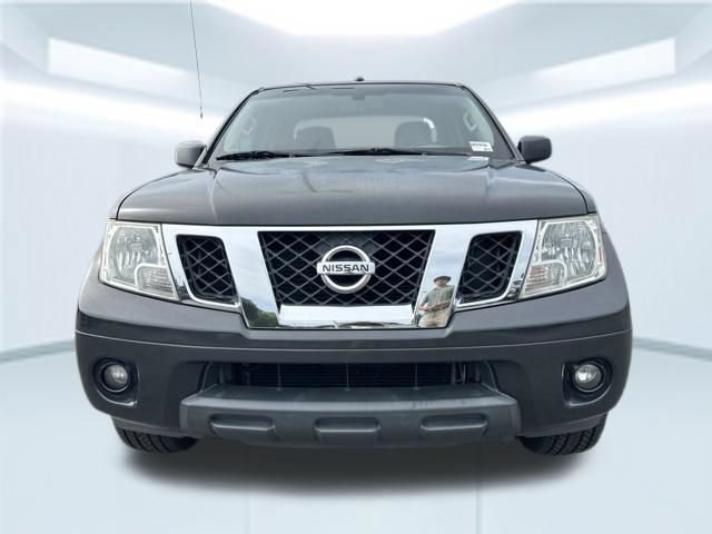 Used 2013 Nissan Frontier SV w/ SV Value Truck Pkg RWD image 2