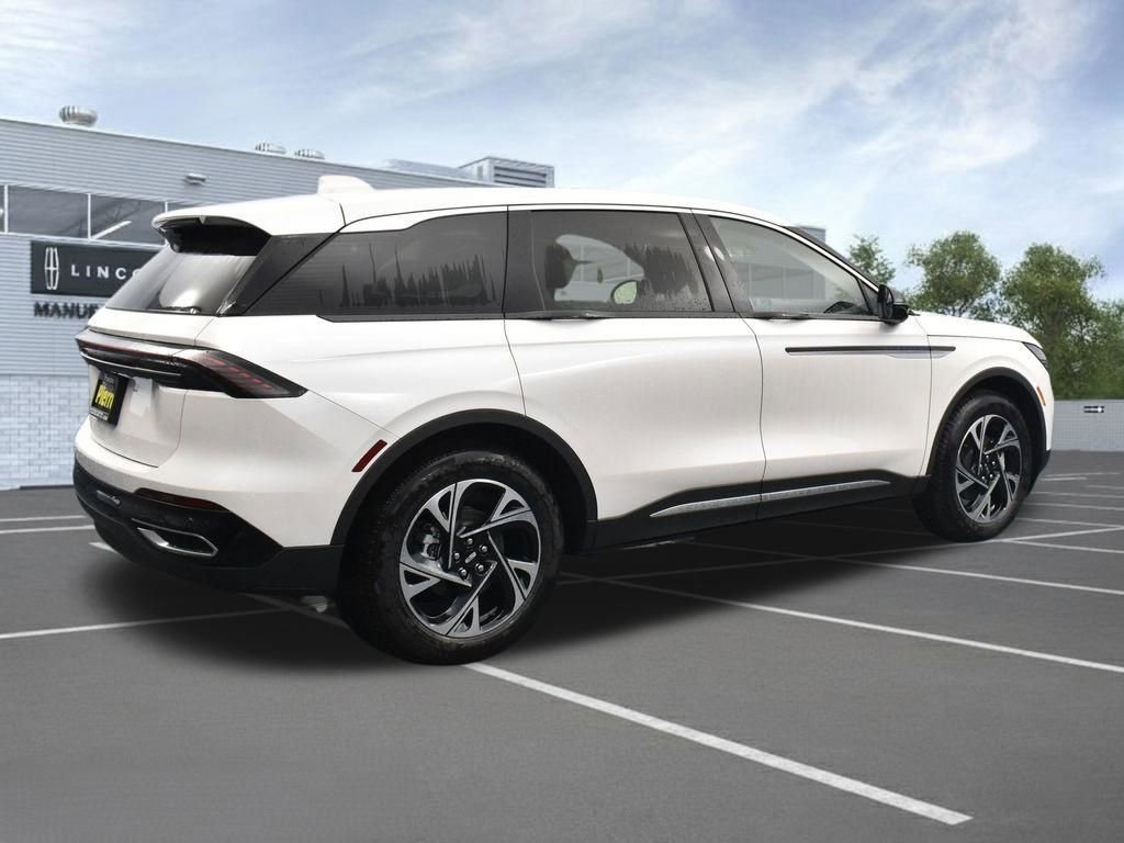 New 2026 Lincoln Nautilus Premier w/ Equipment Group 102A image 4