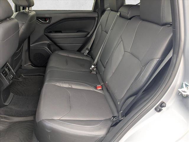 Used 2025 Subaru Forester Limited AWD/4WD image 18