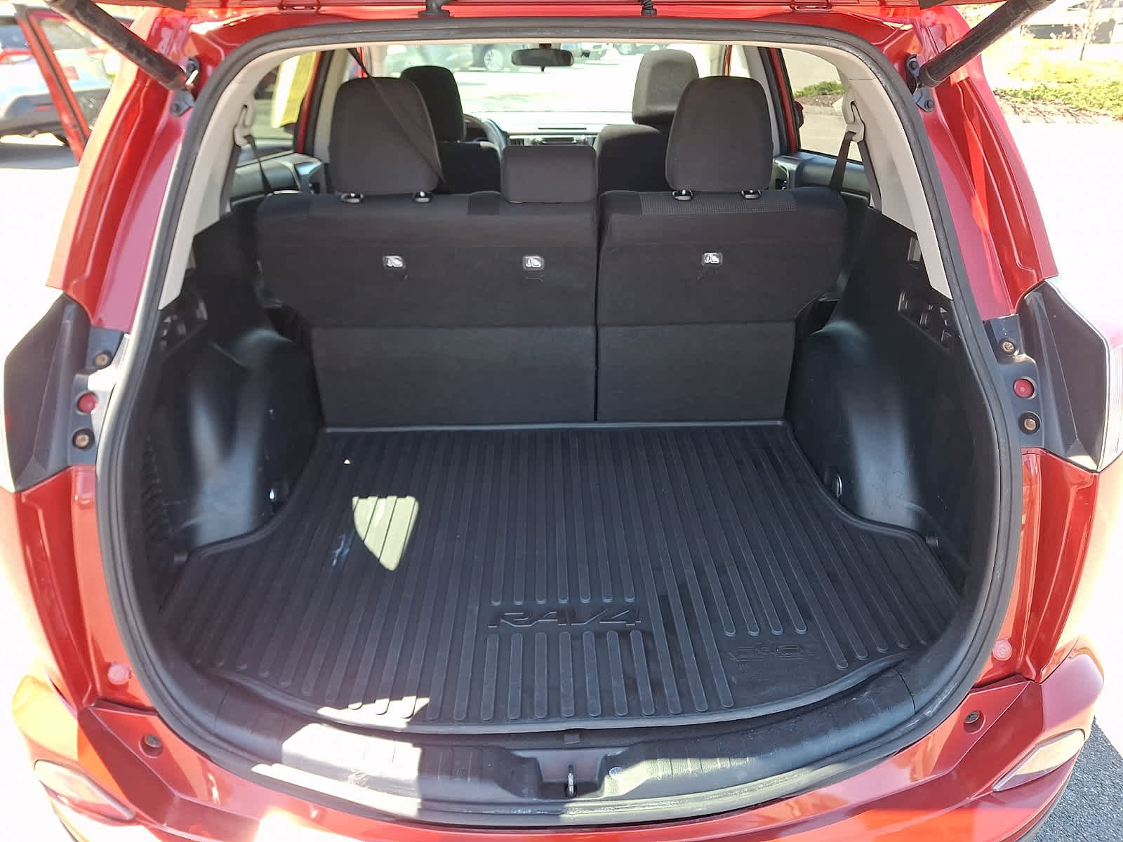 Certified 2017 Toyota RAV4 XLE AWD/4WD image 30