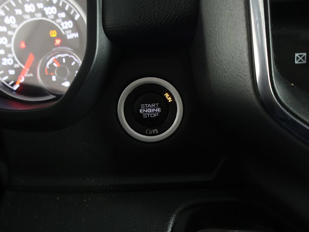 Used 2024 RAM 1500 Laramie RWD image 37