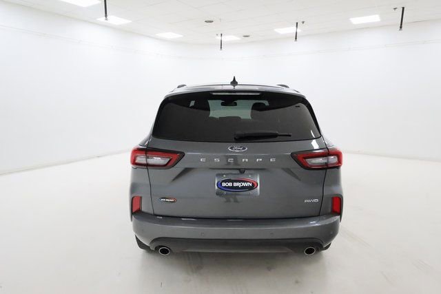 Used 2023 Ford Escape ST-Line Elite w/ Premium Technology Package image 4