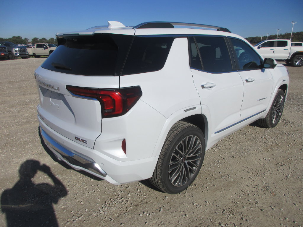 New 2027 GMC Terrain Denali AWD/4WD image 4