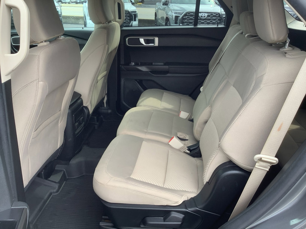 Used 2023 Ford Explorer 4WD image 10