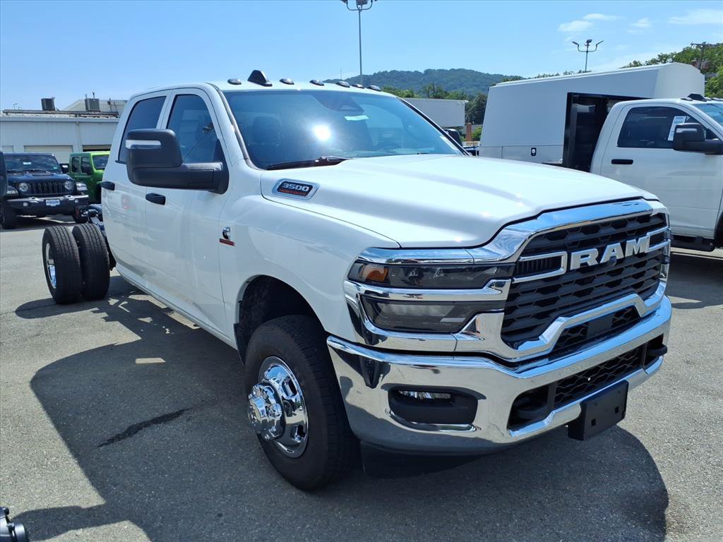 New 2026 RAM 3500 Tradesman w/ Chrome Appearance Group A AWD/4WD image 2