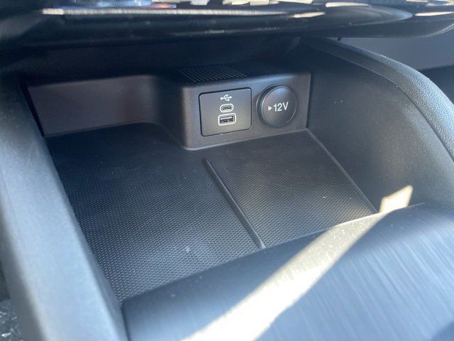 New 2024 Ford Escape SE image 43