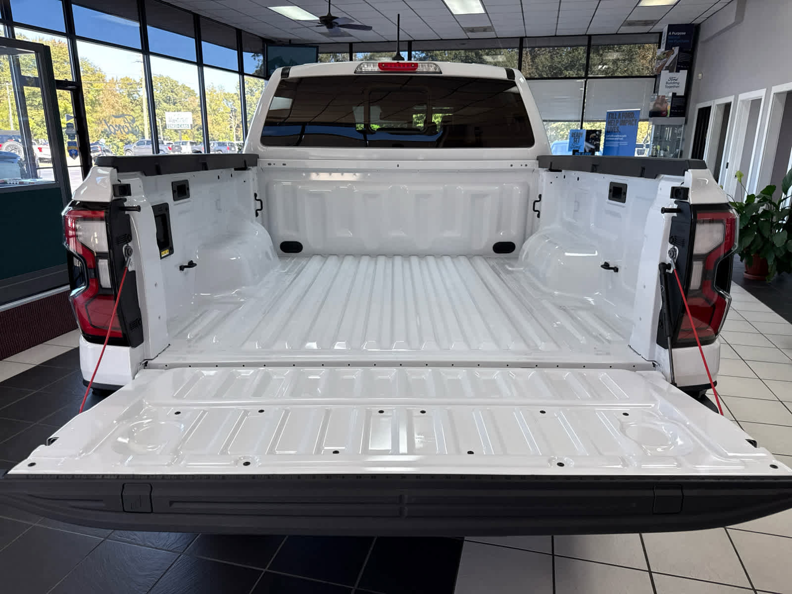 Used 2025 Ford Ranger Raptor image 27