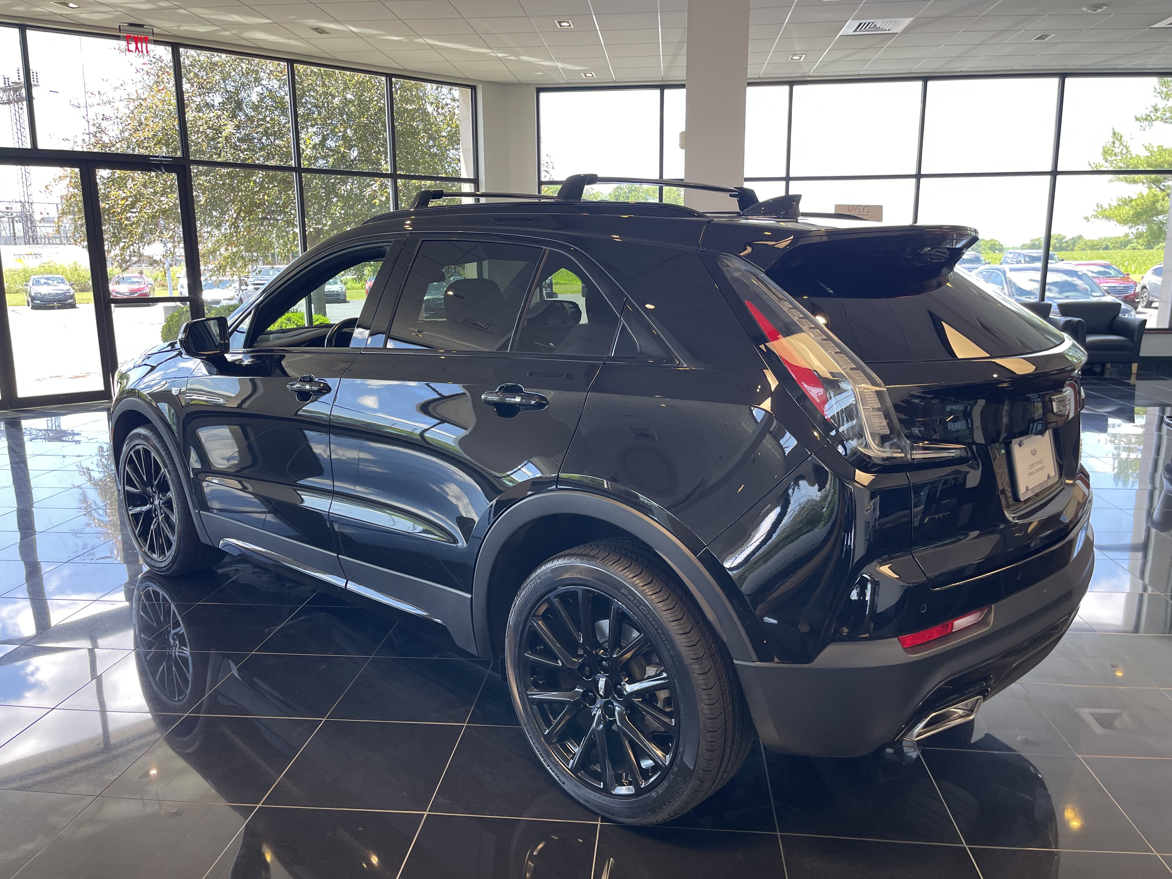Certified 2023 Cadillac XT4 Sport AWD/4WD image 4