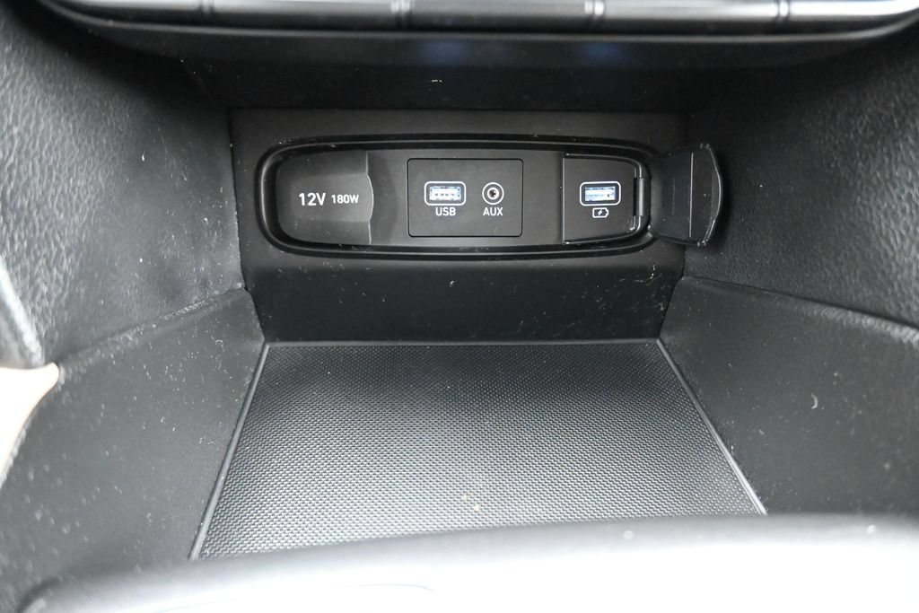 Used 2019 Hyundai Santa Fe Limited AWD/4WD image 23