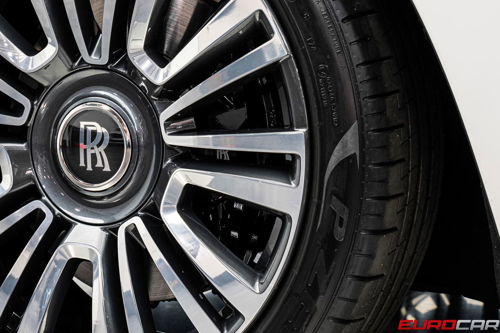 Used 2024 Rolls-Royce Ghost AWD/4WD image 23