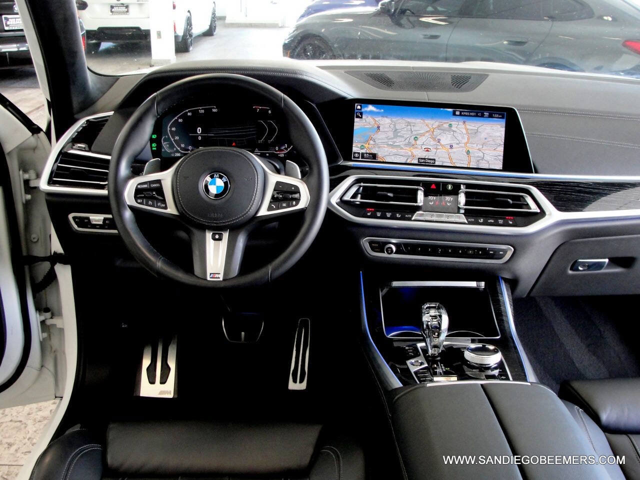 Used 2022 BMW X7 xDrive40i w/ M Sport Package AWD/4WD image 29