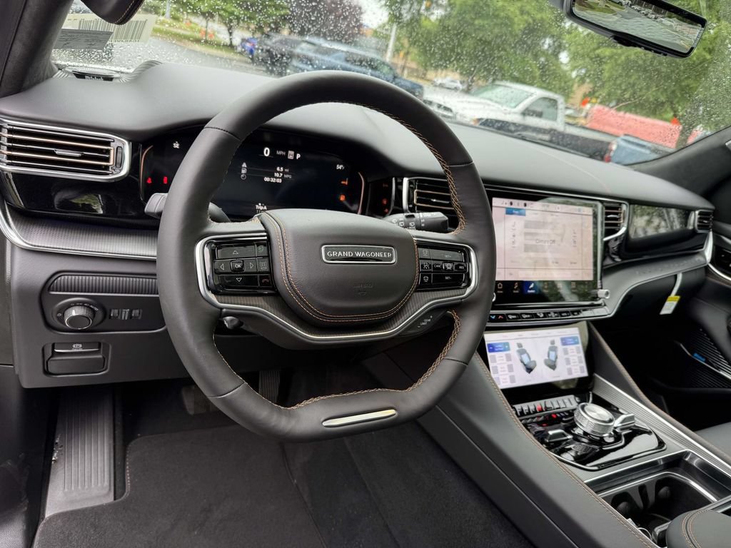 New 2026 Jeep Grand Wagoneer Summit AWD/4WD image 2