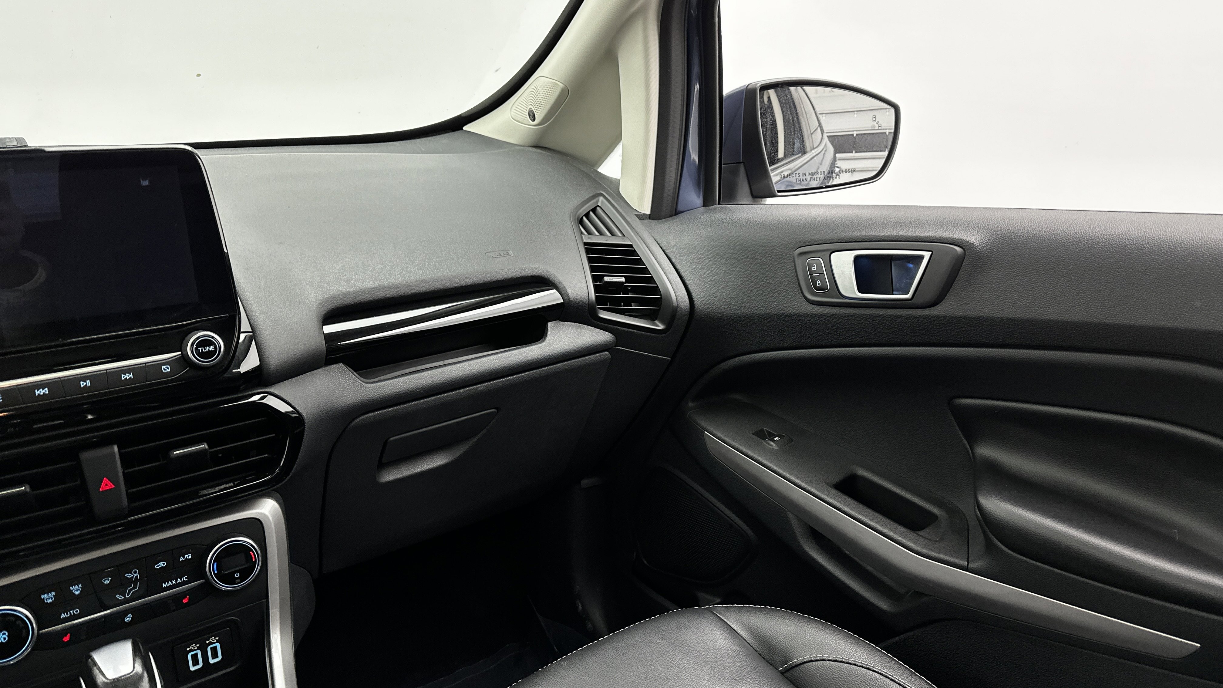Used 2021 Ford EcoSport Titanium AWD/4WD image 28