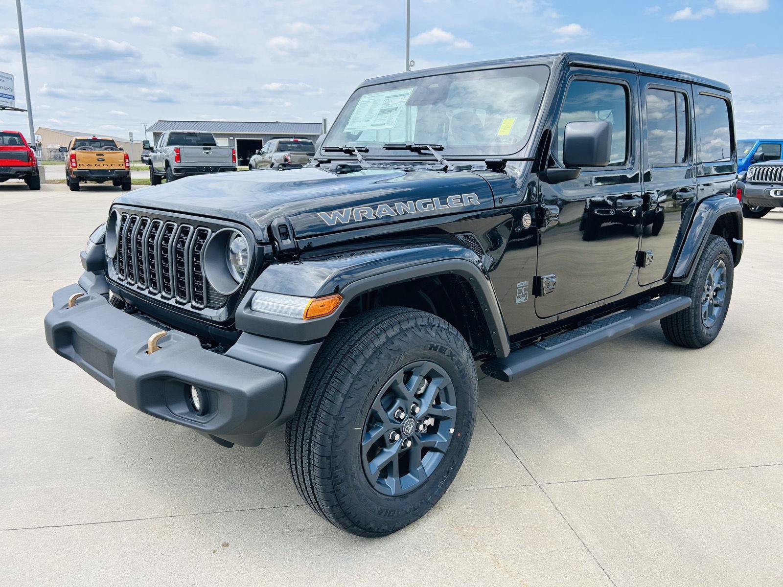 New 2026 Jeep Wrangler Unlimited Sport AWD/4WD image 32
