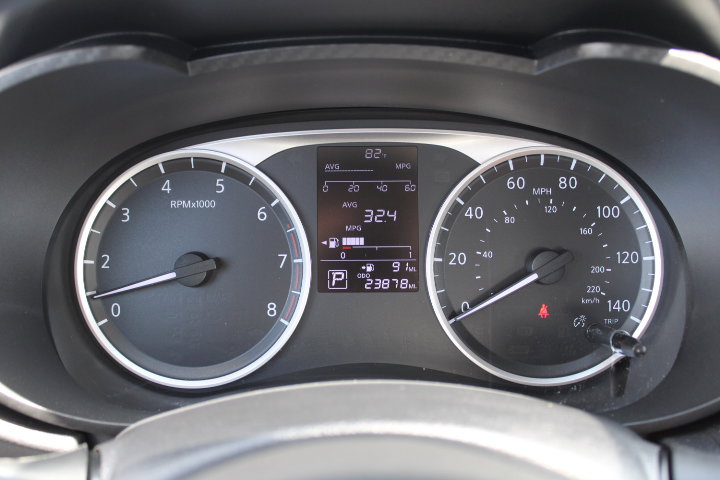 Used 2024 Nissan Versa S w/ Trunk Package FWD image 15