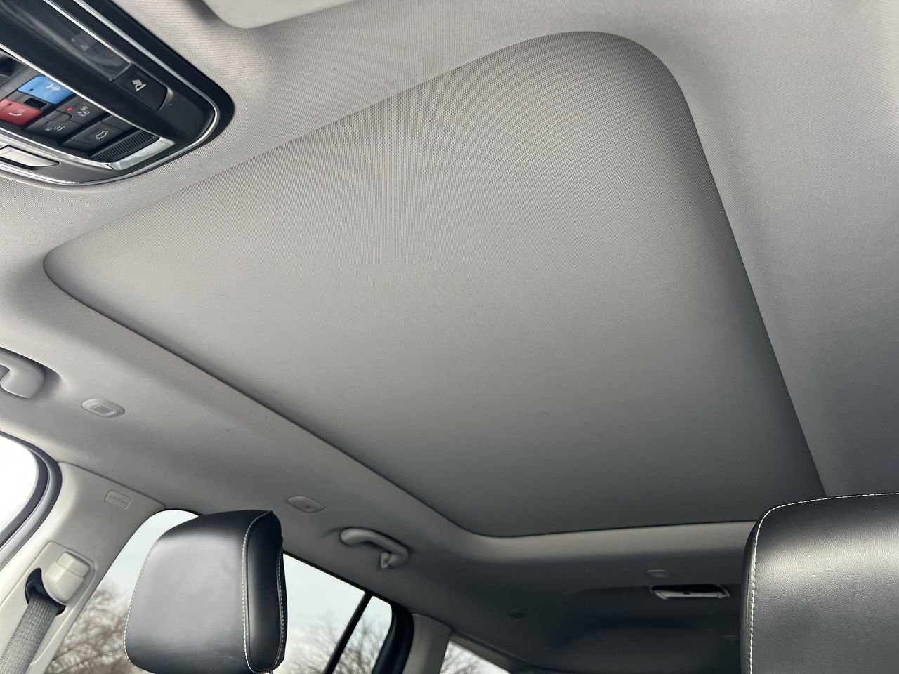 Used 2021 Jeep Grand Cherokee L Limited image 3