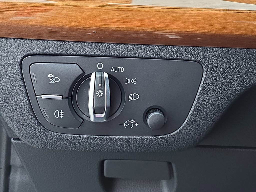 Used 2023 Audi Q5 2.0T Premium Plus w/ Premium Plus Package image 51