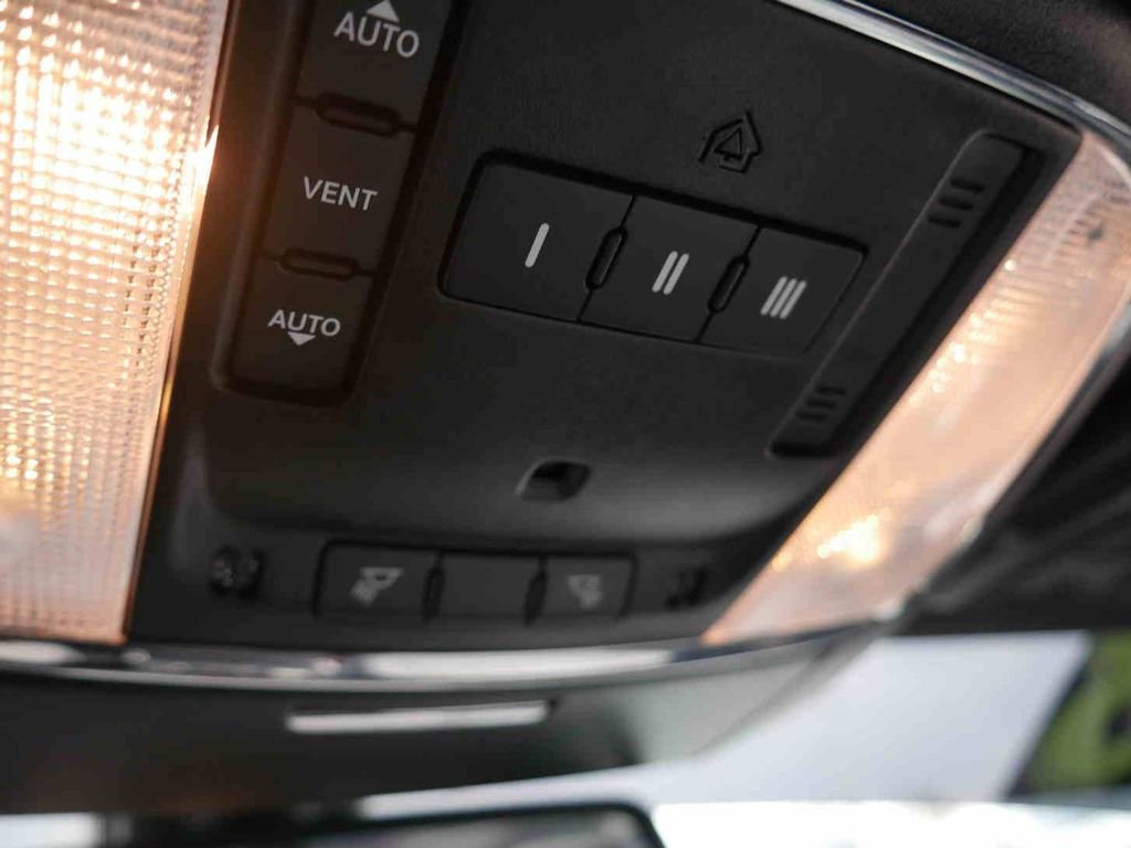 Used 2023 Dodge Charger SRT Hellcat w/ Harman/Kardon Audio Group image 35