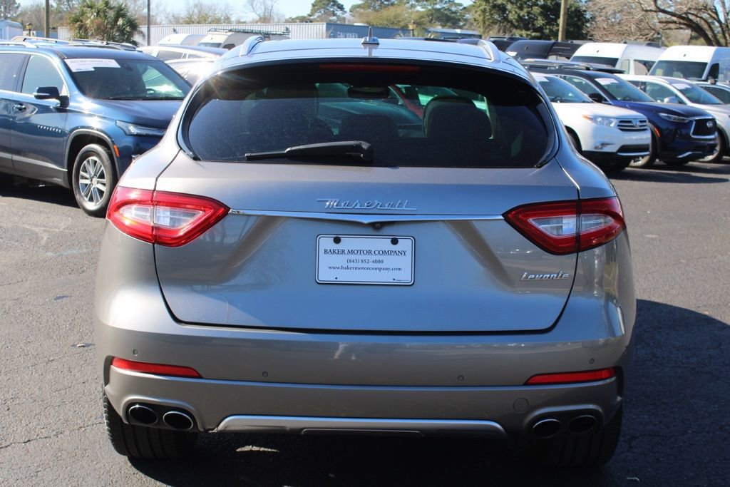 Used 2017 Maserati Levante S AWD/4WD image 11