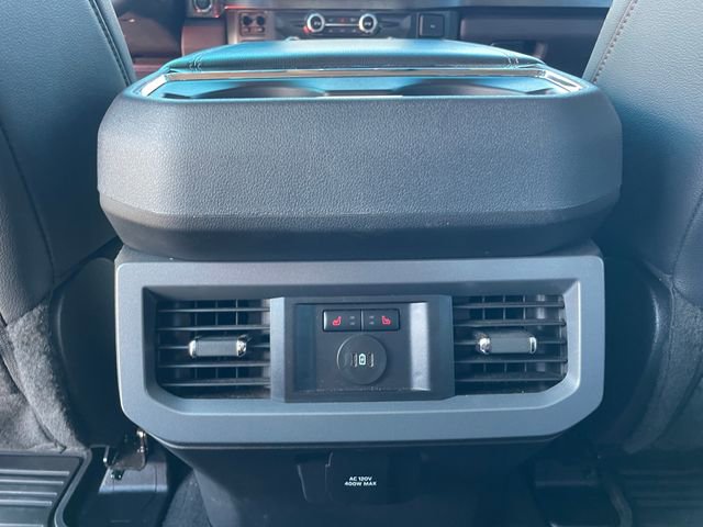 Used 2025 Ford F350 Lariat w/ Black Appearance Package image 18