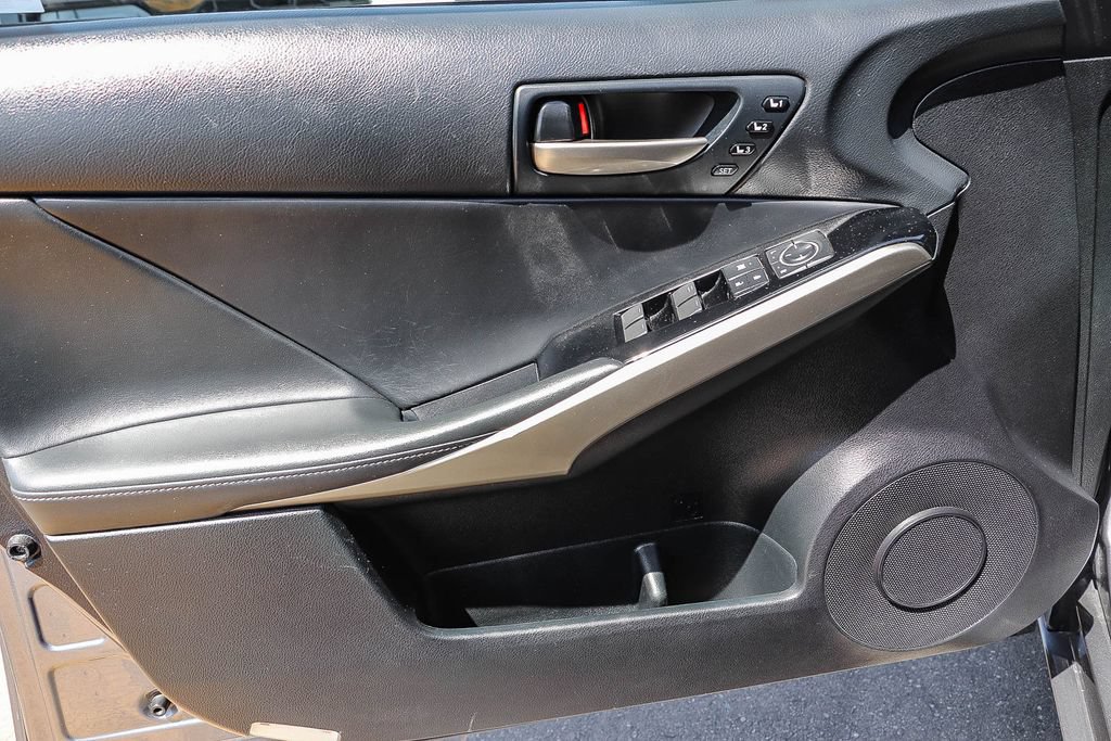 Used 2020 Lexus IS 300 w/ Navigation Package RWD image 27