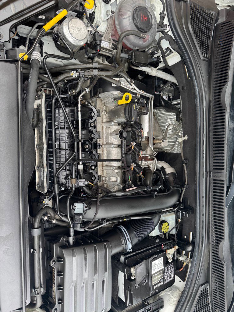 Used 2019 Volkswagen Jetta SE w/ Cold Weather Package image 13