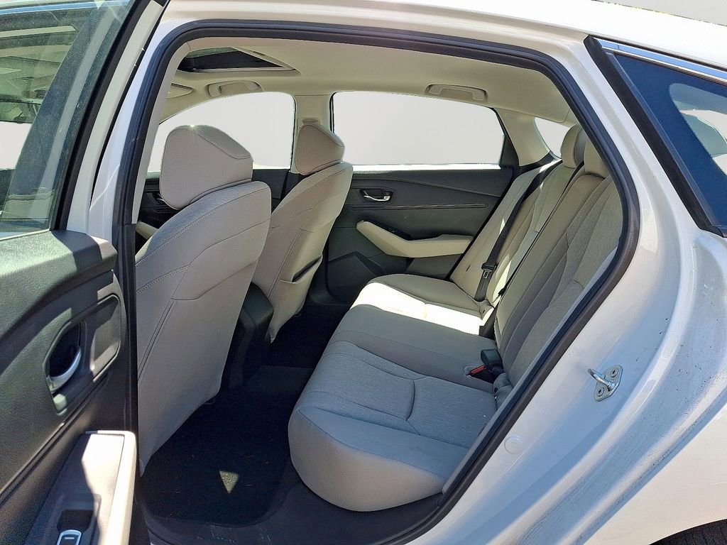 Used 2023 Honda Accord EX image 8