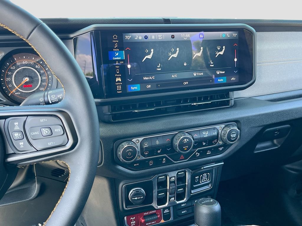 Certified 2025 Jeep Gladiator Willys image 16