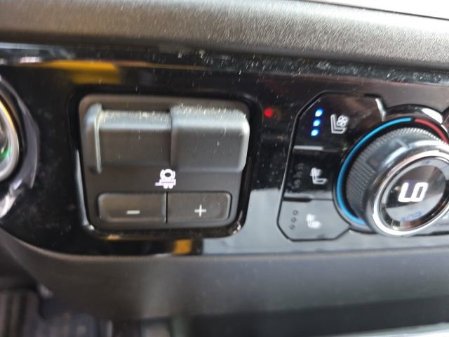 Used 2022 Chevrolet Silverado 1500 LTZ w/ Technology Package image 15