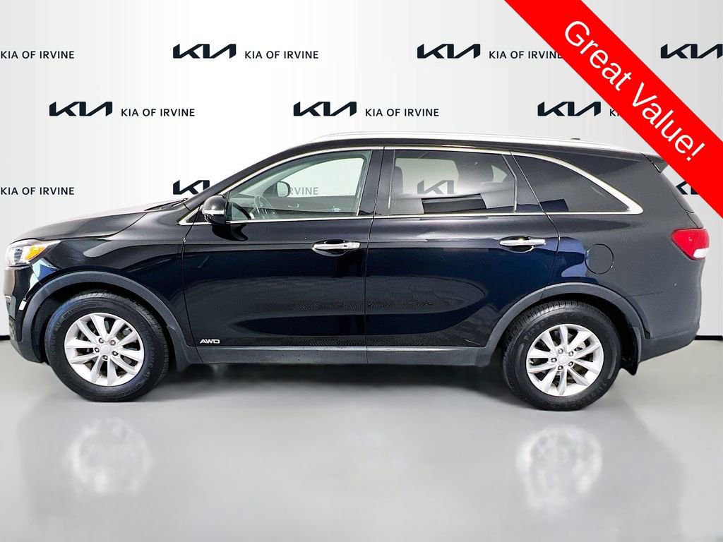 Certified 2017 Kia Sorento LX w/ LX Convenience Package image 4