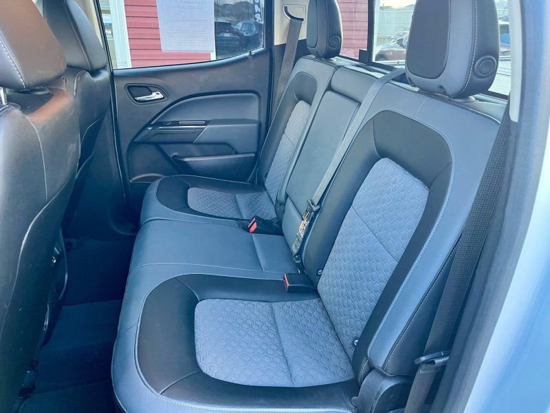 Used 2021 Chevrolet Colorado Z71 w/ Safety Package image 12