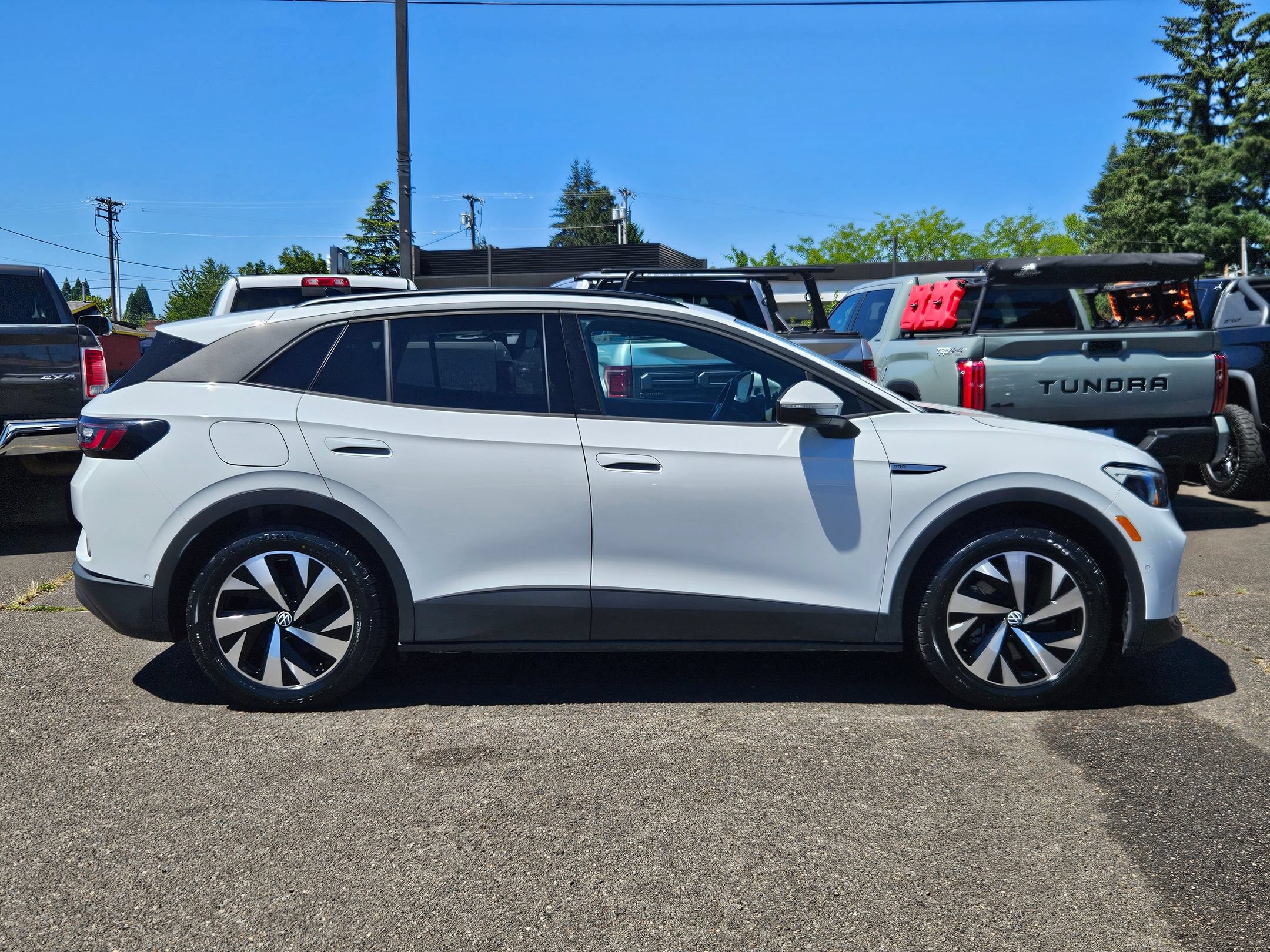 Used 2023 Volkswagen ID.4 Pro RWD image 6