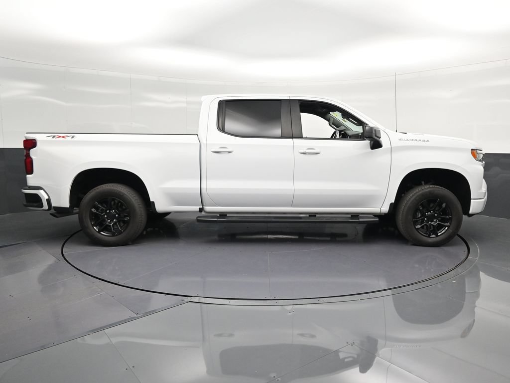 Used 2023 Chevrolet Silverado 1500 RST AWD/4WD image 4