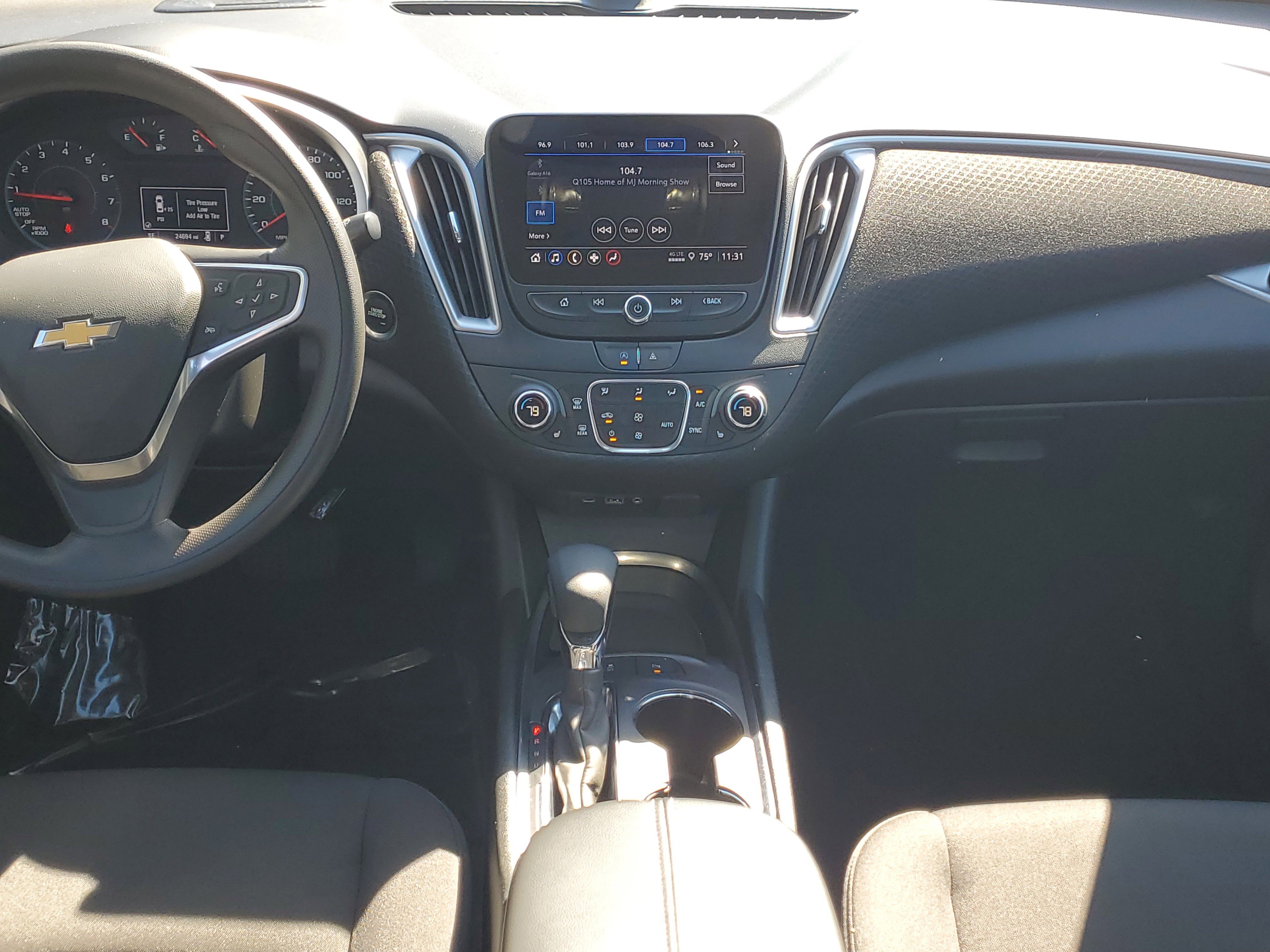 Used 2024 Chevrolet Malibu LT image 15