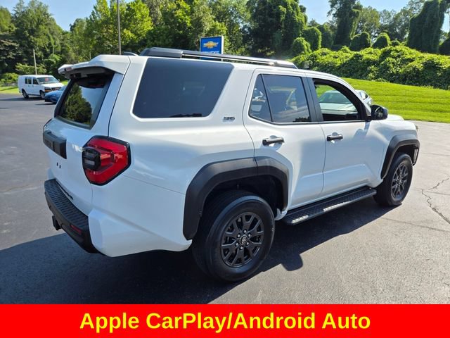 Used 2025 Toyota 4Runner SR5 AWD/4WD image 9