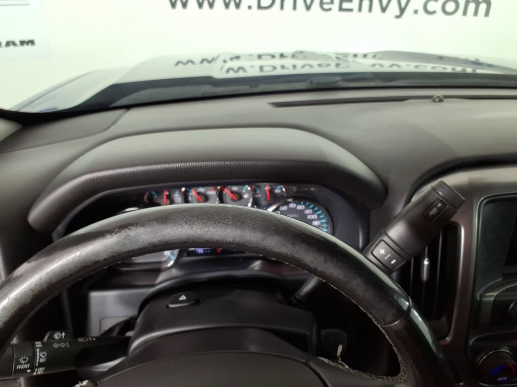 Used 2017 Chevrolet Silverado 1500 LT w/ Midnight Edition AWD/4WD image 22