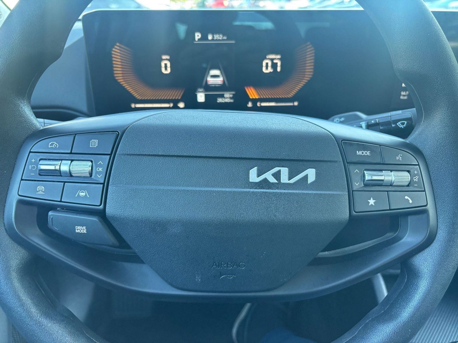 Used 2025 Kia K4 FWD image 28
