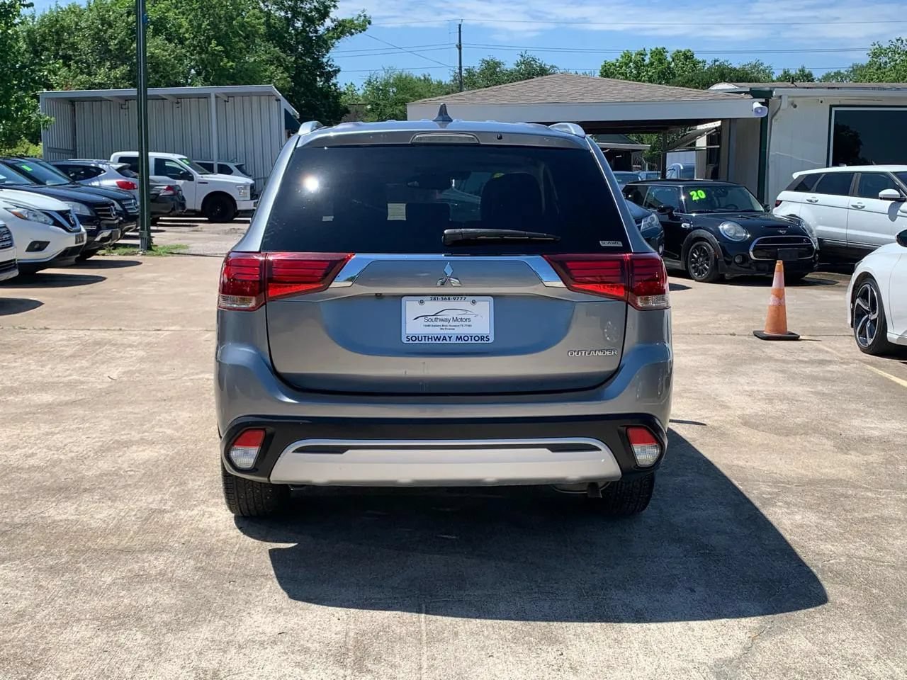 Used 2020 Mitsubishi Outlander SEL AWD/4WD image 6