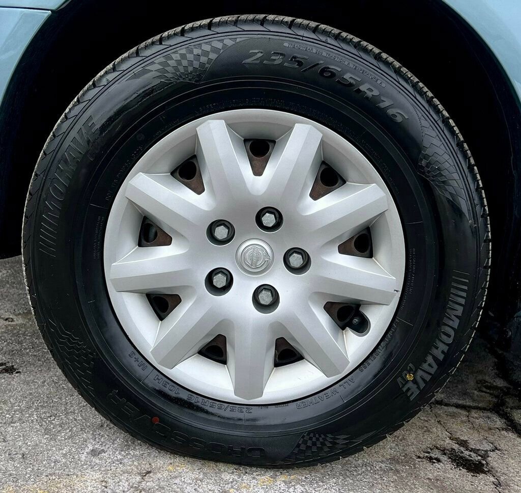 Used 2008 Chrysler Town & Country LX image 22