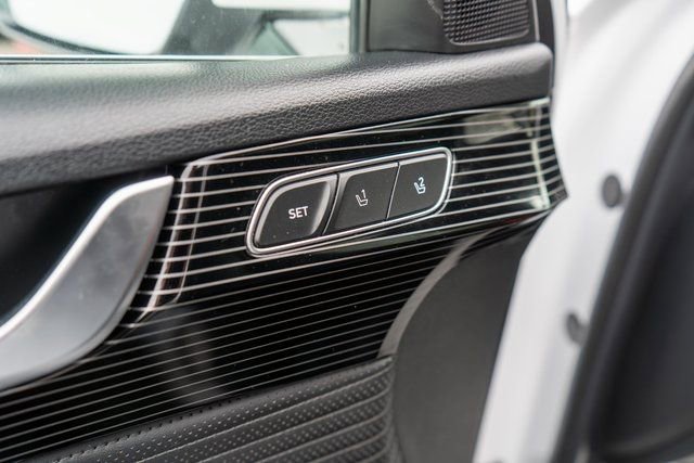 Used 2024 Hyundai Palisade Calligraphy image 25