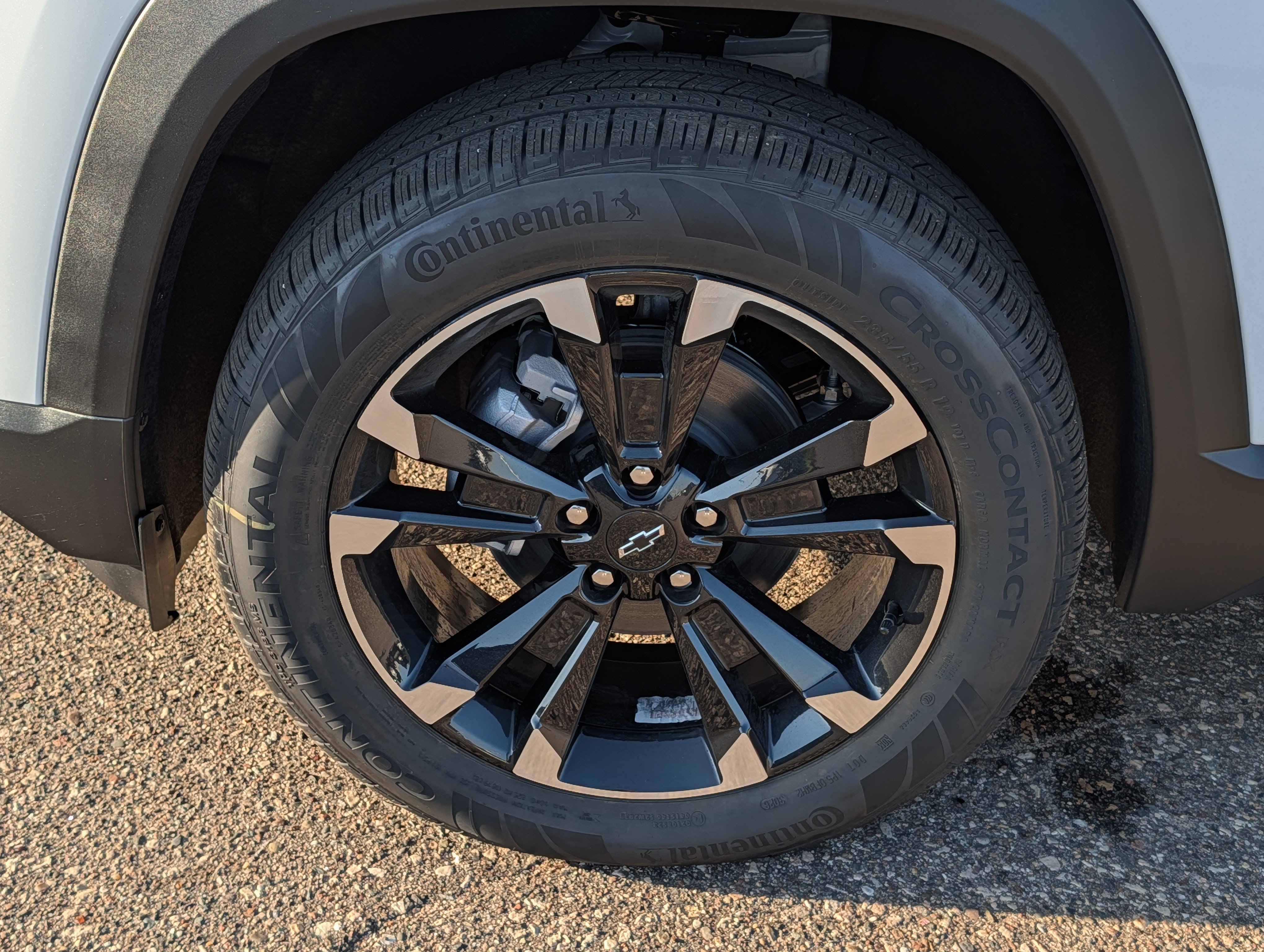 New 2027 Chevrolet Equinox RS w/ Safety and Technology Package AWD/4WD image 7