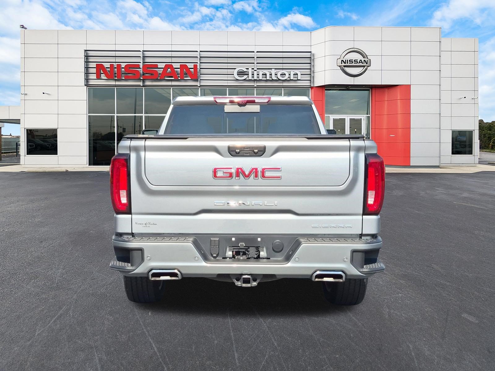 Used 2026 GMC Sierra 1500 Denali w/ Denali Reserve Package AWD/4WD image 4