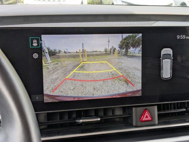 Used 2025 Kia Carnival FWD image 19